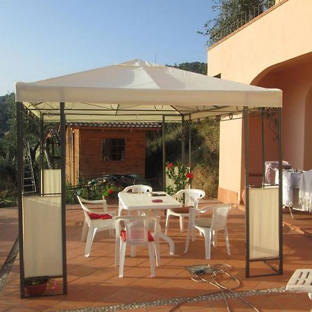 Room In Villa - Room In The Hills With Garden And Sea View San Salvatore  エクステリア 写真