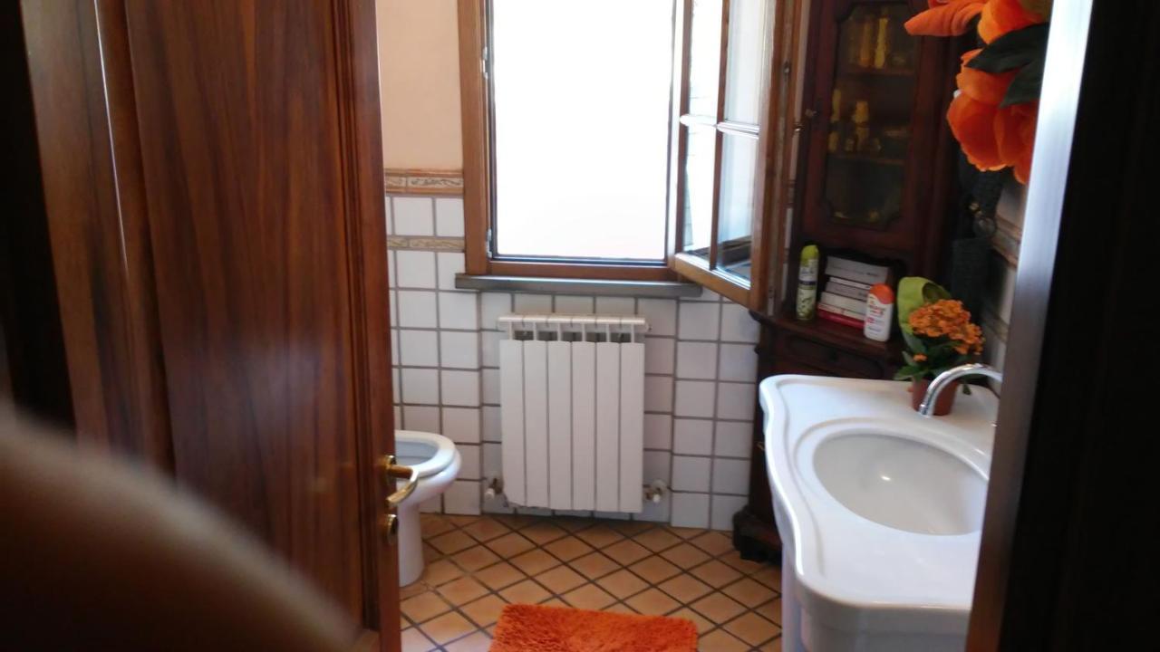 Room In Villa - Room In The Hills With Garden And Sea View San Salvatore  エクステリア 写真