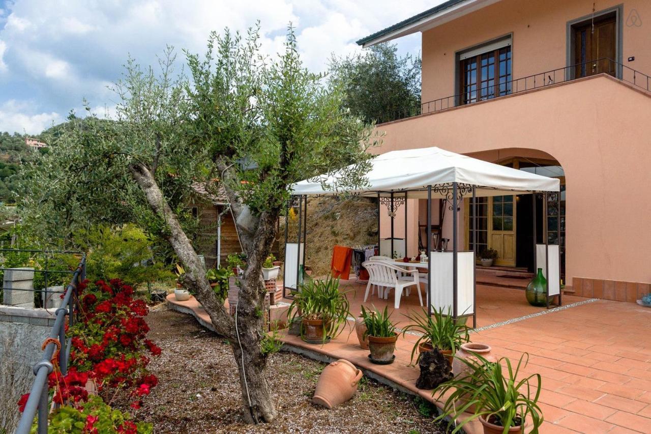 Room In Villa - Room In The Hills With Garden And Sea View San Salvatore  エクステリア 写真