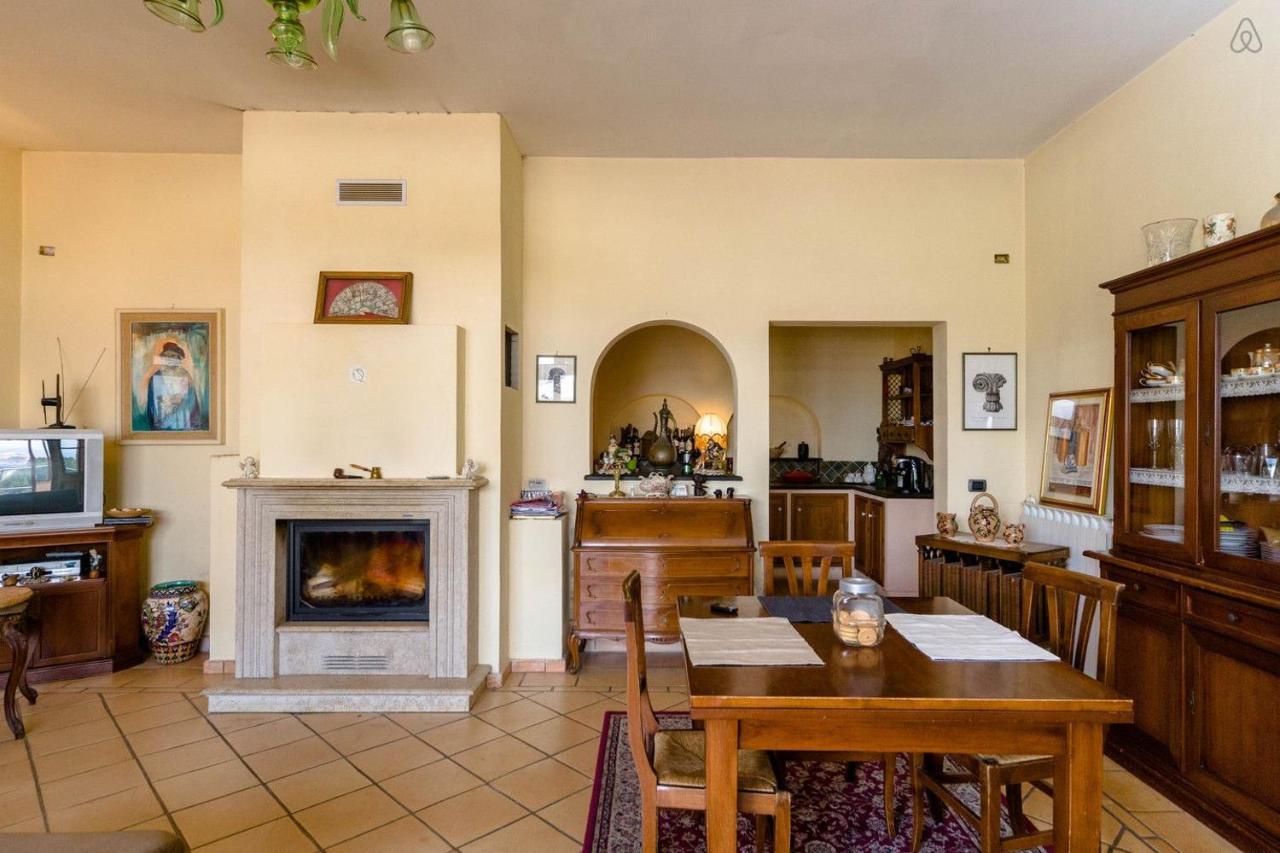 Room In Villa - Room In The Hills With Garden And Sea View San Salvatore  エクステリア 写真